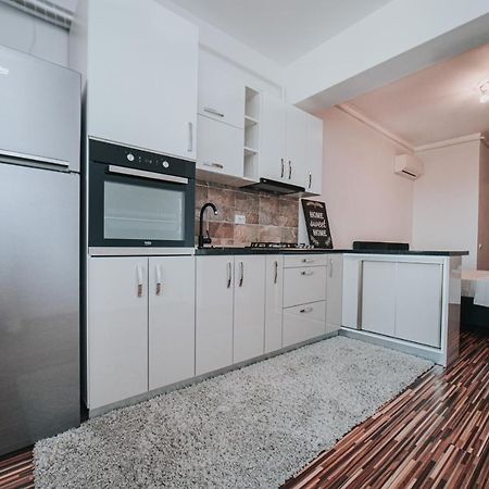 Urban Apartments And Studios - City Center Yaş Dış mekan fotoğraf