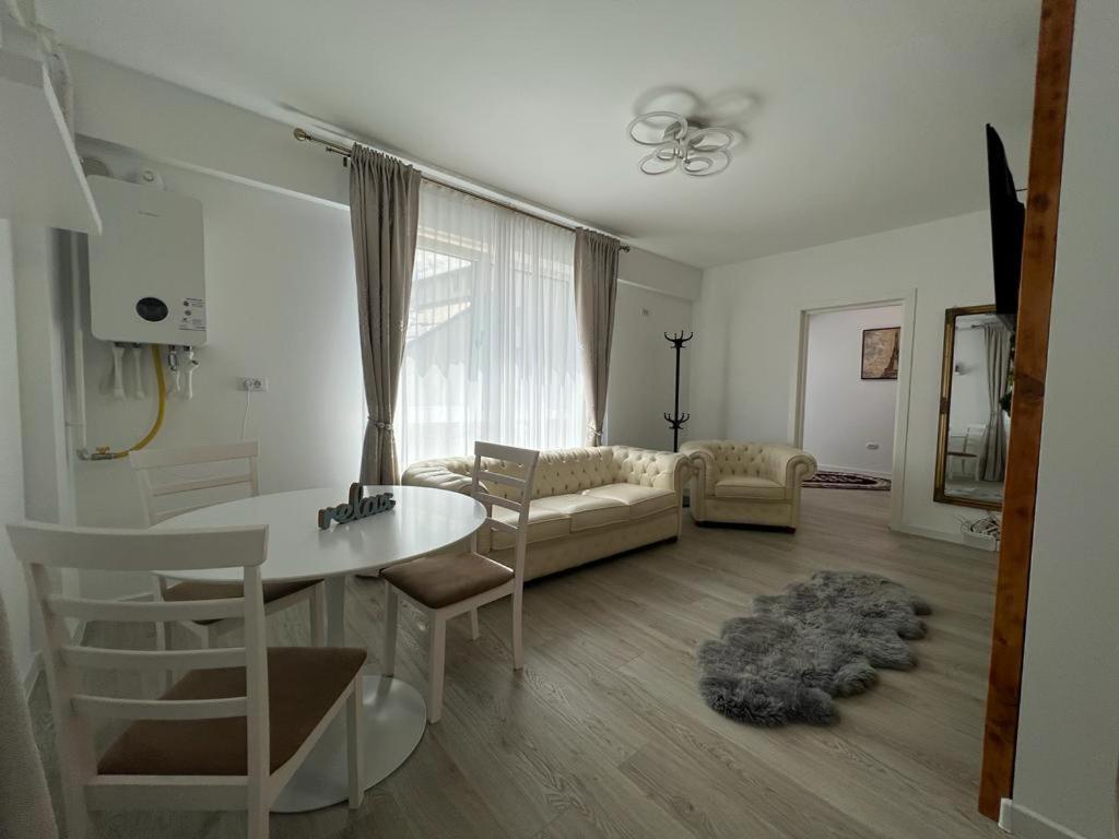 Urban Apartments And Studios - City Center Yaş Dış mekan fotoğraf