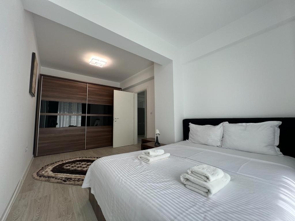 Urban Apartments And Studios - City Center Yaş Dış mekan fotoğraf