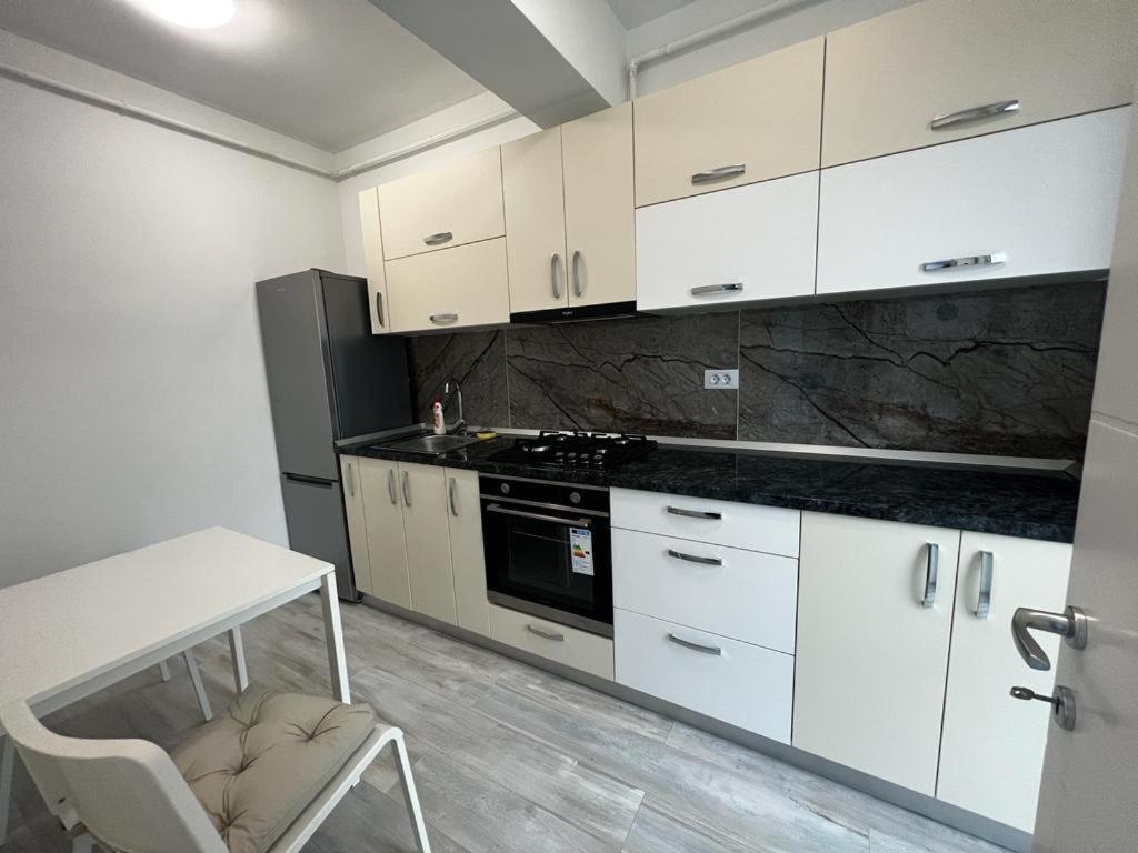 Urban Apartments And Studios - City Center Yaş Dış mekan fotoğraf