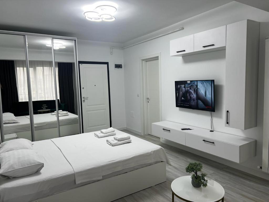 Urban Apartments And Studios - City Center Yaş Dış mekan fotoğraf