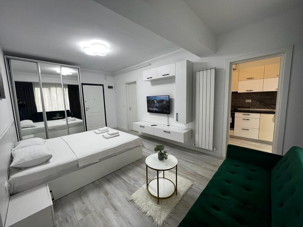 Urban Apartments And Studios - City Center Yaş Dış mekan fotoğraf