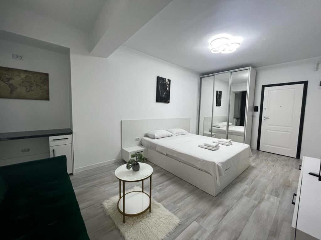 Urban Apartments And Studios - City Center Yaş Dış mekan fotoğraf